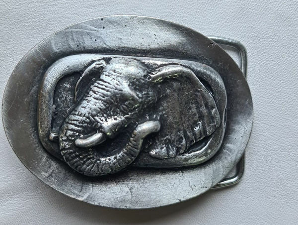 Picture of Buckle Elephant 40mm Antique Silver Look