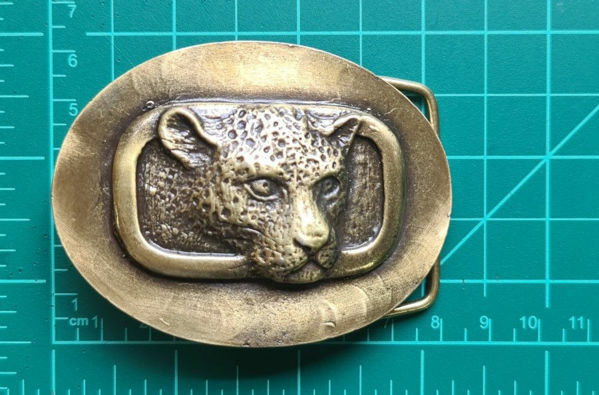 Picture of Buckle Leopard 40mm Brass Look H50